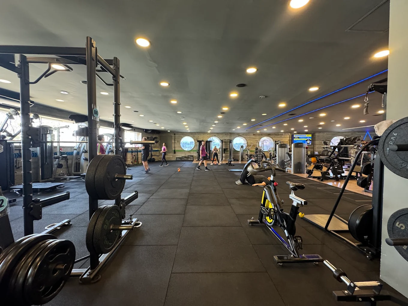 Sala principal de musculação e funcional da Corpore Rio Preto